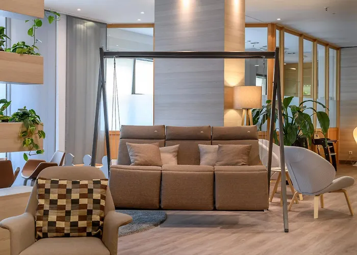 Novotel Frankfurt 4*
