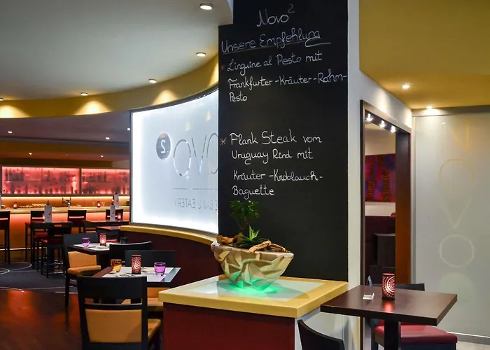 Novotel Frankfurt 4*